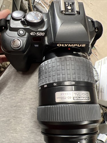 Olympus 500 digital camera - e-500,