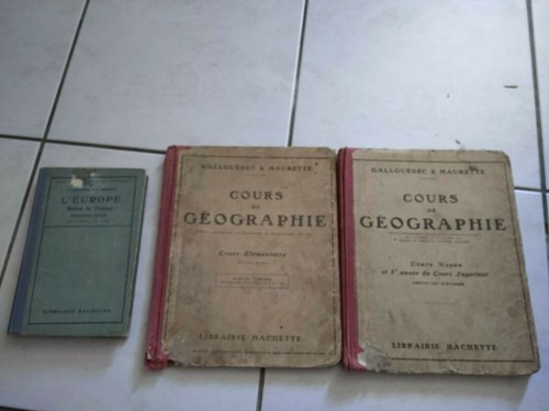 Ancien livres scolaire - ancien, cours