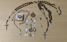 Lot 10 médailles religieuses