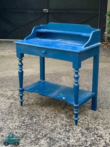 Ancienne petite table - , de