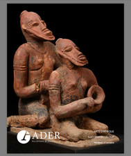 ARTS D'AFRIQUE. Succession