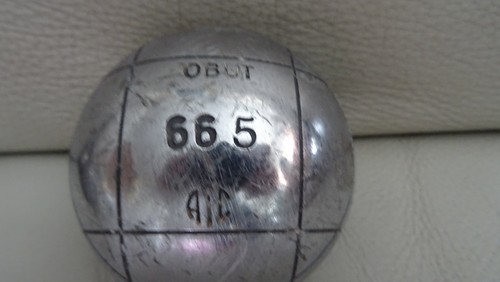 Boule pétanque obut - de,