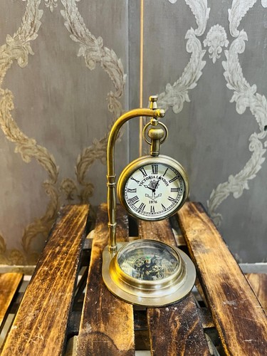 Ancienne horloge bureau - horloge, de