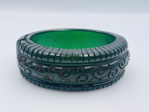Ancien profond sculpté vert - sculpté,