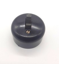 Ancien interrupteur en