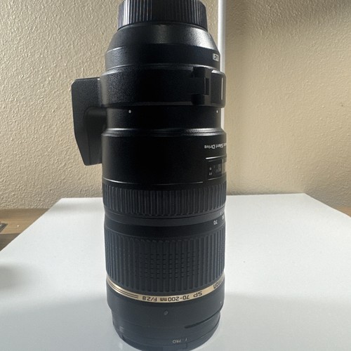 Tamron 200mm 8 - f/2.8, vc