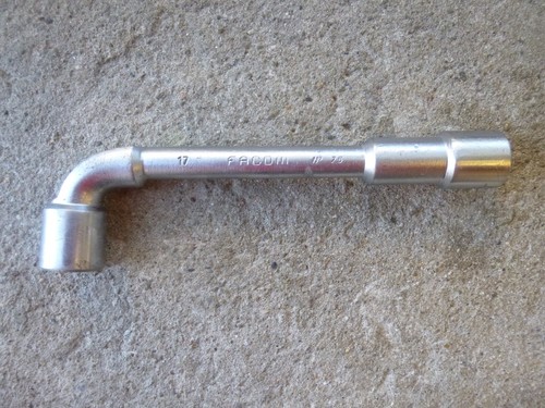 Cle pipe debouchee facom - a,