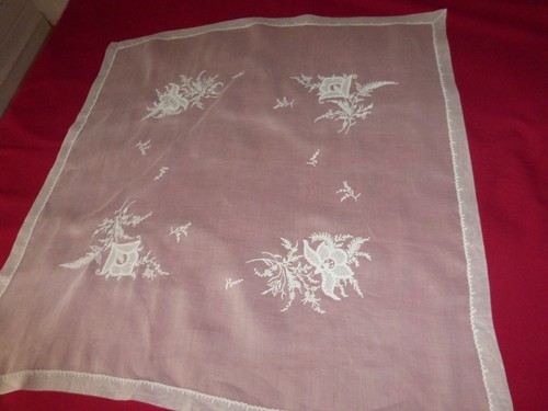 Petite nappe ancienne vintage - petite,