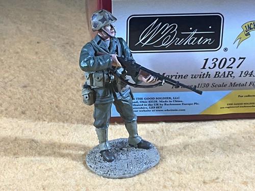 Q13 100 britain - figurine,