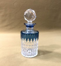 ancien flacon à parfum en
