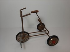 Ancien jouet " tricycle " en