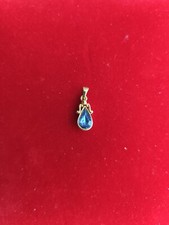 PENDENTIF DORÉ , PIERRE BLEUE