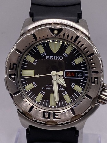 Montre plongée seiko noire - montre,