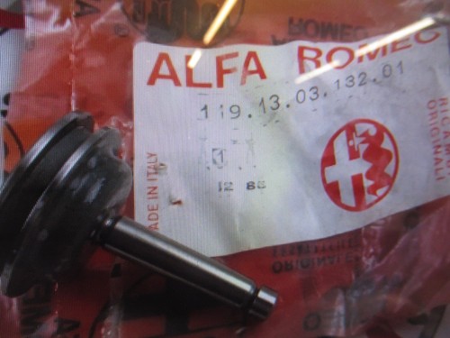 Original alfa romeo alfetta - romeo,
