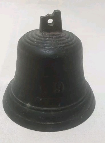Ancienne cloche bronze - bronze, numero