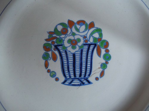 Assiette sur pied art - sur, deco