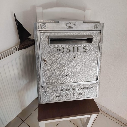 Boite aux lettres - , vintage