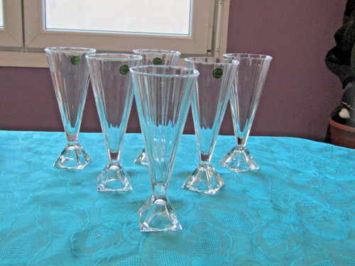 Flutes champagne en - champagne,