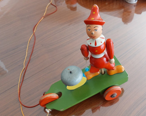 Jouet tirer bois - a, clown