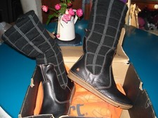 ART : BOTTE  FEMME NEUVES/ CUIR et TRICOT :pt 36 /PETIT PRIX !!
