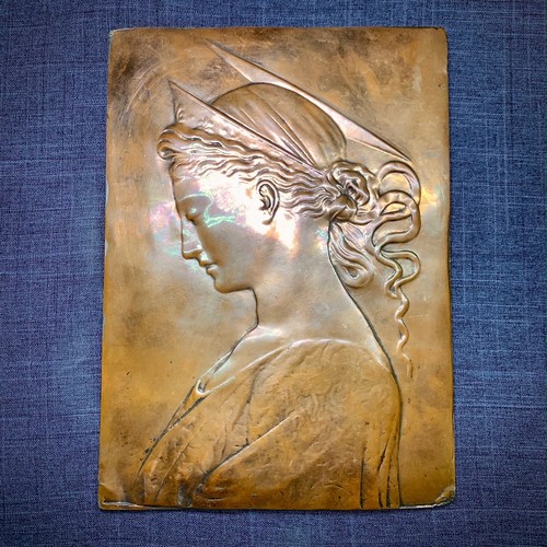 Bas relief ancien sainte - ancien,