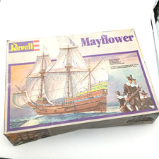 MAYFLOWER Model Sailing Boat - Revell - Vintage