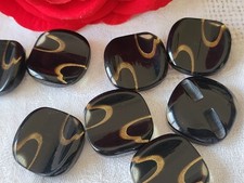 Lot 7 gros boutons vintage