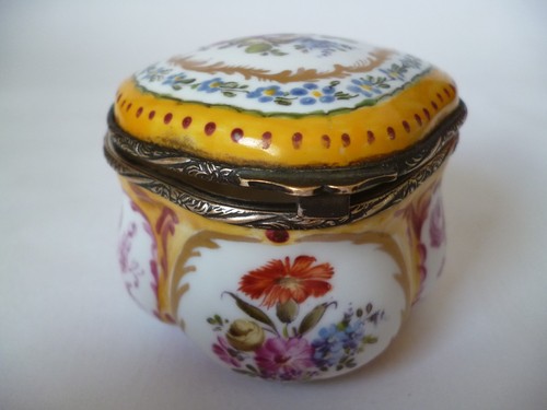 Capodimonte boite porcelaine - capodimonte,