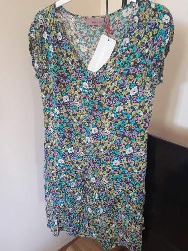 Robe fleurie petits - , volants