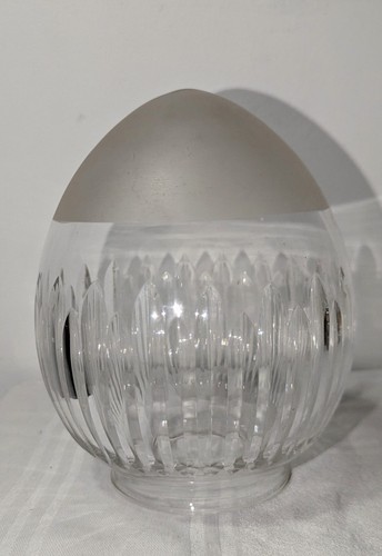 Globe tulipe obus luminaire