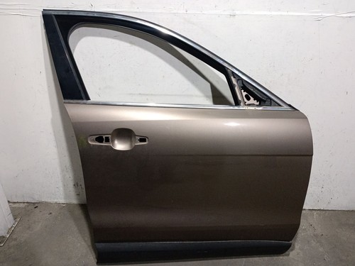 T4a1368 porte avant - droite, /