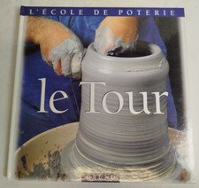 Ecole de POTERIE LE TOUR Livre