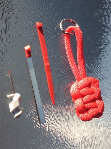 Neuf set rouge pincette - set,