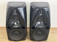 2X GENELEC 1022A TRIAMP