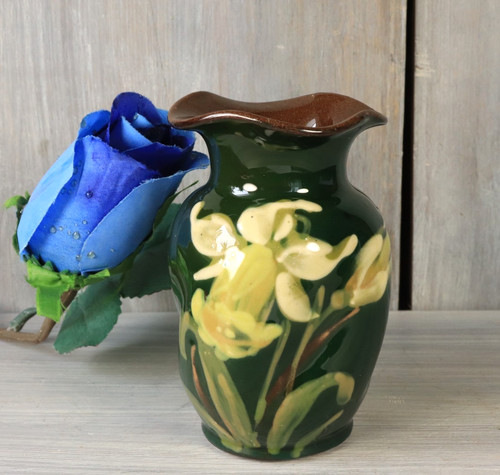 Petit vase ancien terre - vase, en