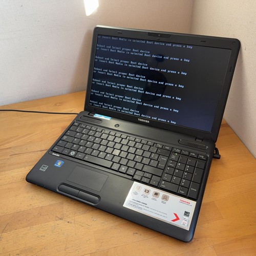 Portable toshiba satellite - toshiba,