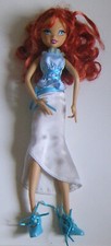 poupée WINX CLUB BLOOM doll