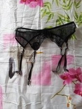 3. Porte-jarretelles Très