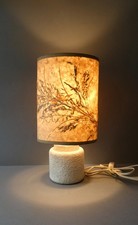 lampe en pierre avec son abat