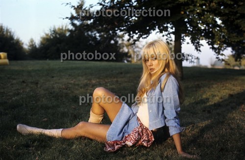 Sylvie vartan exclusive - -,