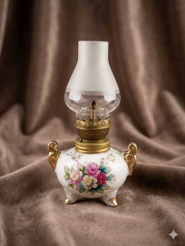 Ancienne lampe pétrole - à,