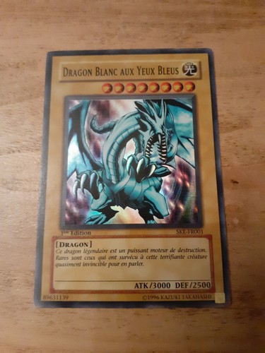 Dragon blanc aux - blanc, yeux
