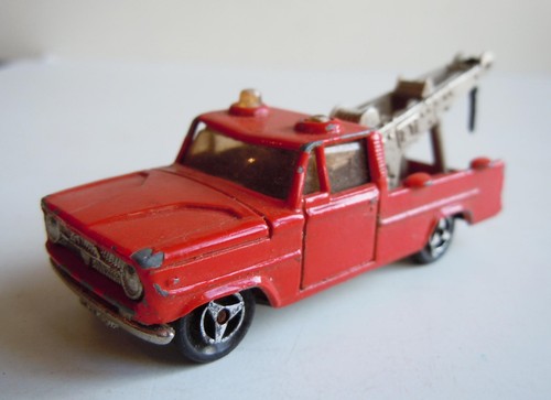 Ancienne majorette epave - majorette,