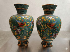 Paire de grands vases