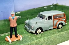 Corgi 1/43 Morris Minor Traveller + Figure TV Heartbeat Diecast Scale Model Car