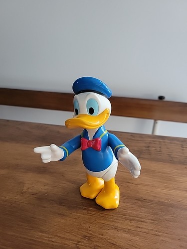 Donald duck figurine - donald,