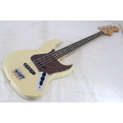 Guitare basse électrique