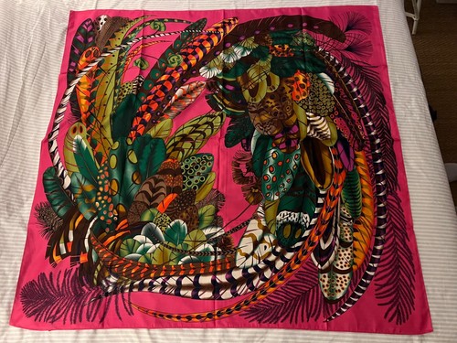 Magnifique foulard neuf - , en