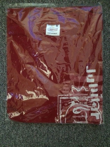 Beau tee shirt rouge - tee, neuf
