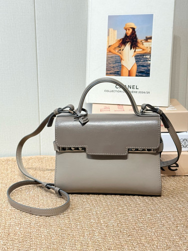 Authentic delvaux tempête - delvaux,